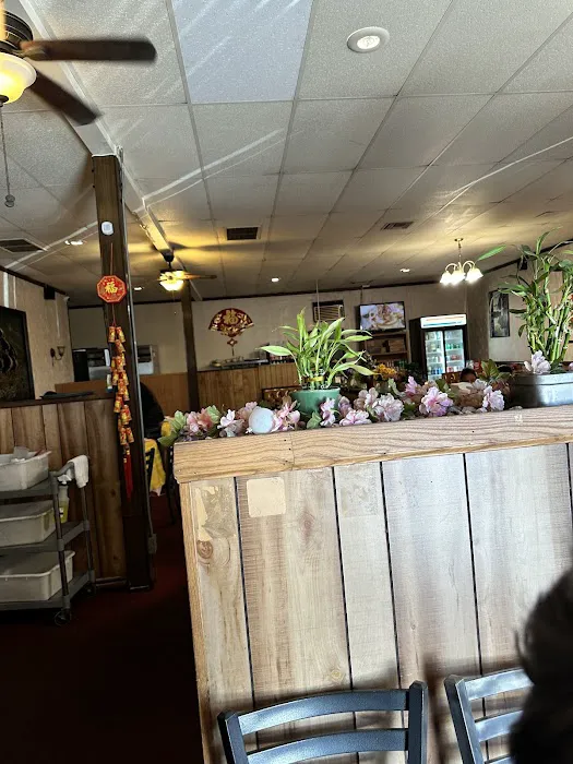 Golden Dragon Chinese 8