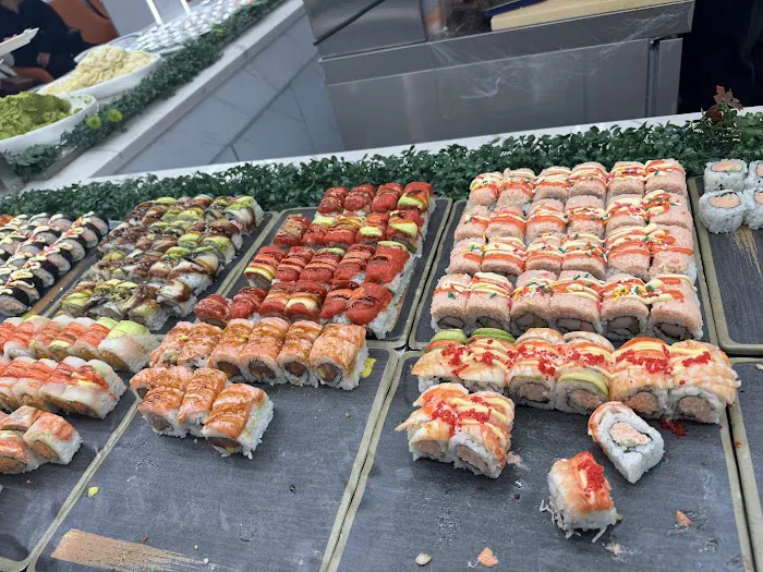 Umi Hotpot Sushi & Seafood Buffet 8