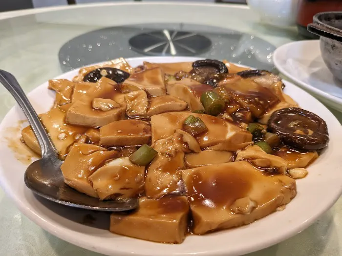 LT Shanghai Restaurant 7
