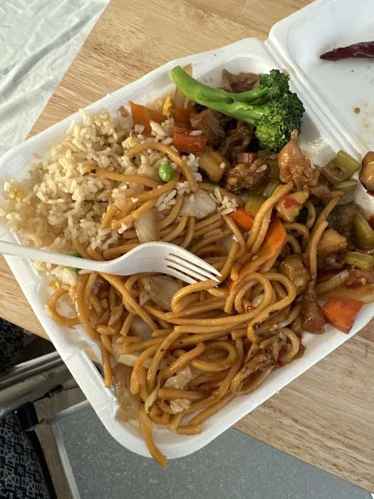 CHINA WOK Chinese Food 1