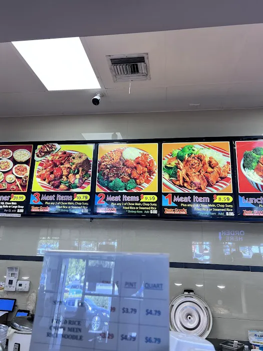 Tasty Goody Chinese Fast Food 9