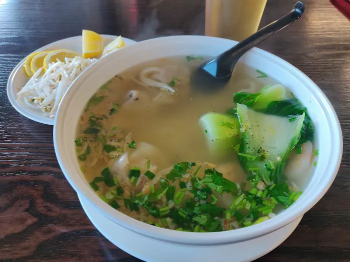 Yang Noodle House Pho 7