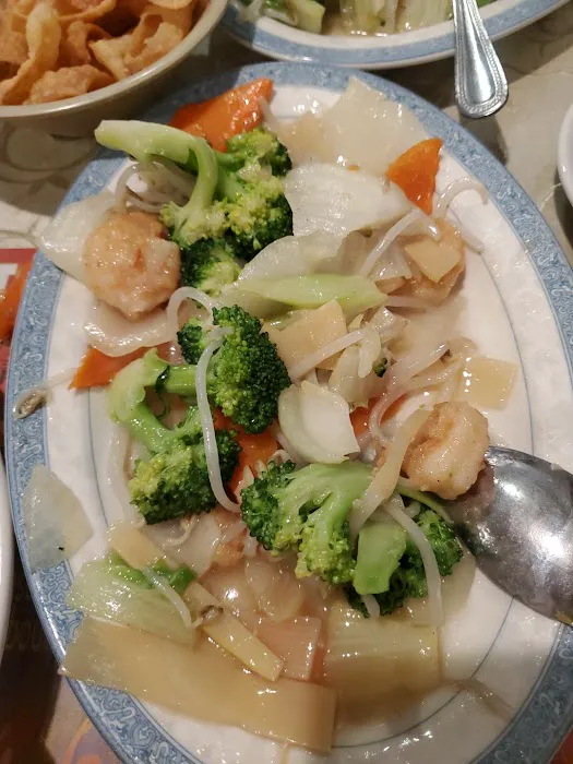 Golden China Restaurant 8