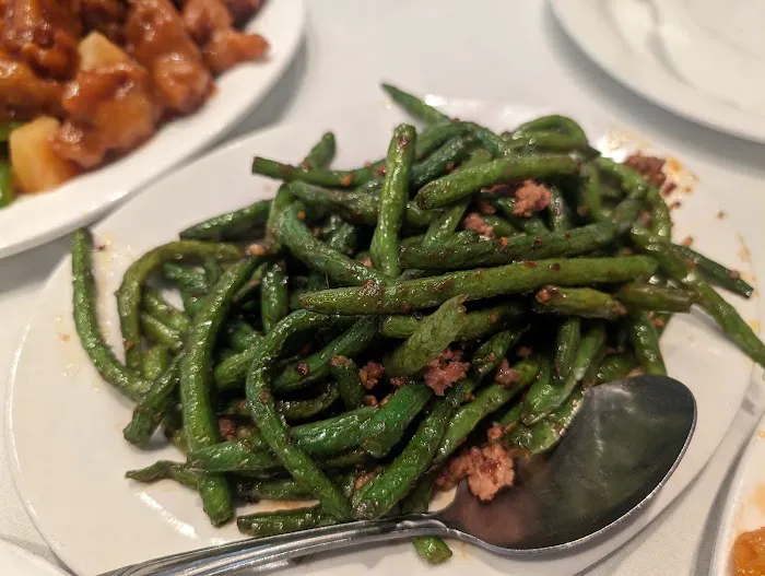 Yang Chow Restaurant 7