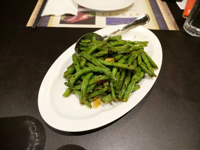 Meizhou Dongpo Restaurant 3
