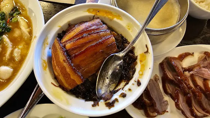 Meizhou Dongpo Restaurant 10
