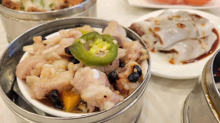 Full House Seafood Restaurant 5