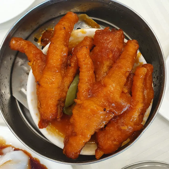Full House Seafood Restaurant 6