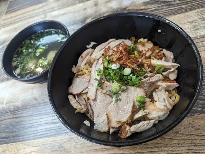 Kim Ky Noodle House 7