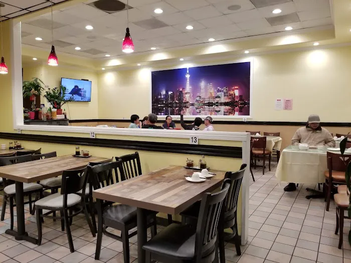Lucky 1 Restaurant 9