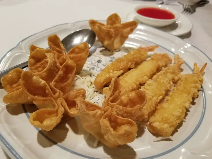New Mandarin Garden Restaurant 8