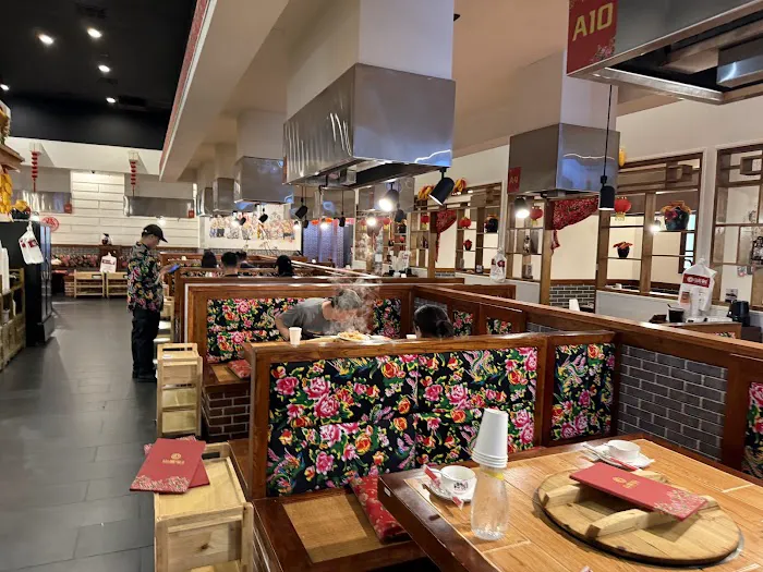 Happy Valley Village/ Shanlitun 5
