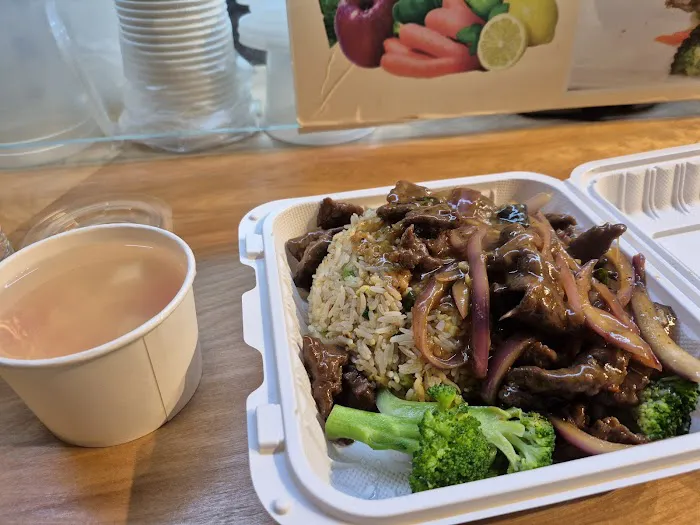 Wok Fushion Kitchen 1