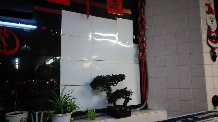 Ling Ling Kitchen 7
