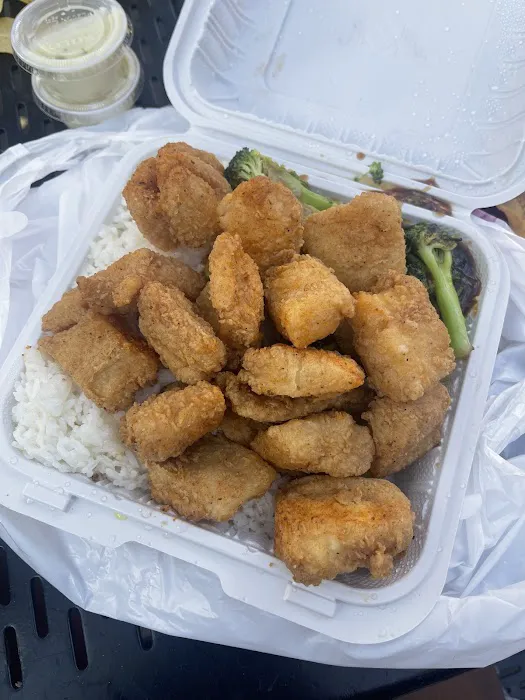 Hardee Chinese & American Cusine 3