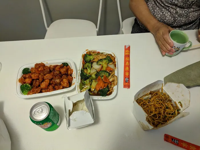 Annie's First Wok 7