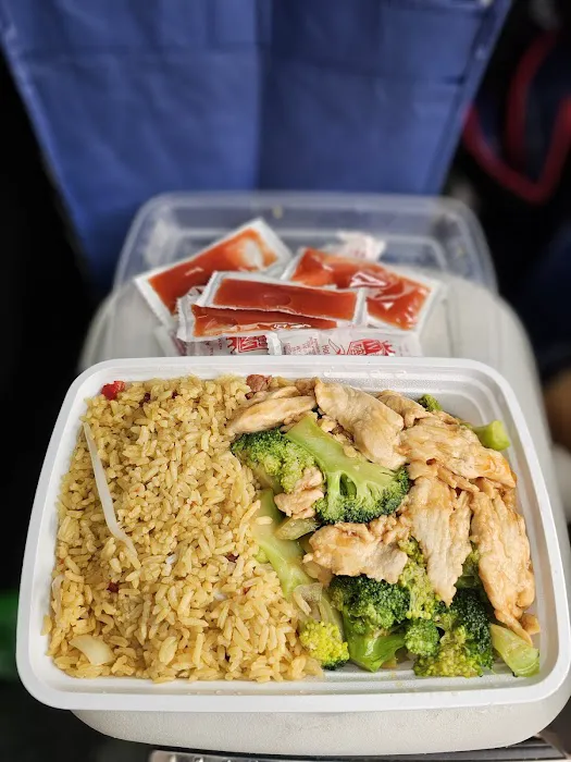 Huang's Kitchen 10