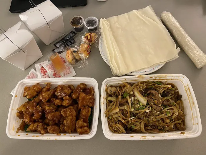 Huang's Kitchen 8
