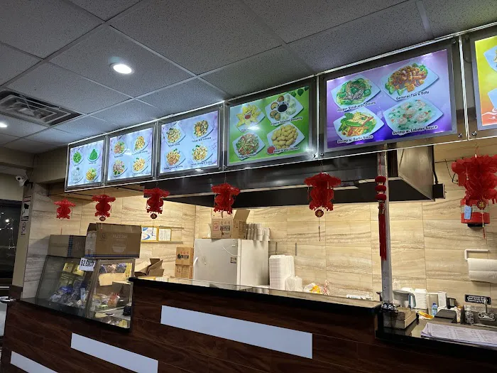 Chen's Yummy House 3