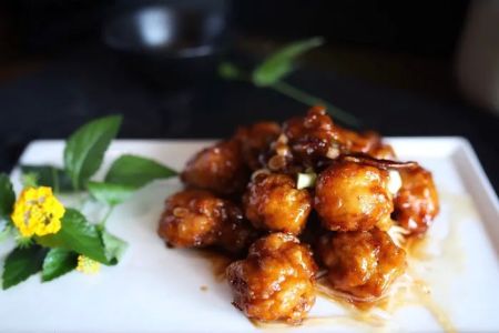 China Wok Restaurant & Sushi Bar