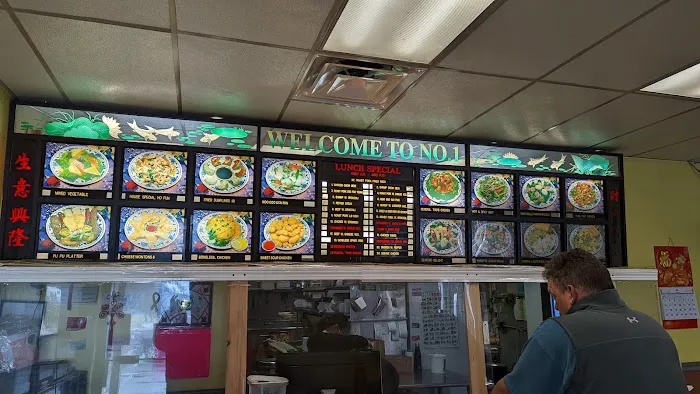 Lucky Wok 7