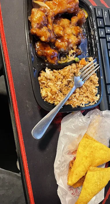 Rice Chinese, Thai, Malaysia Restaurant 6