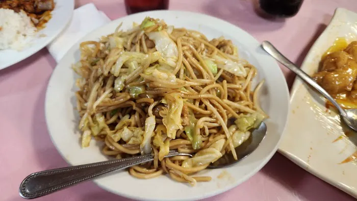 La China Restaurant 8