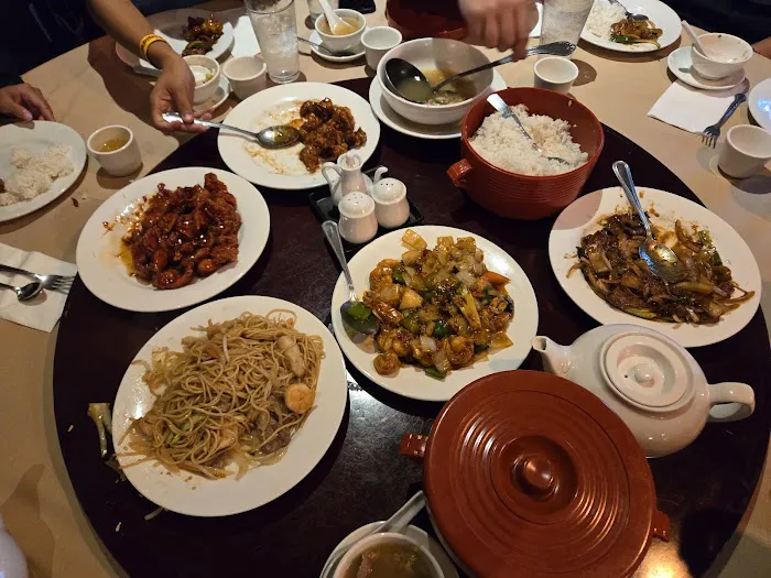 Chins Gourmet 5