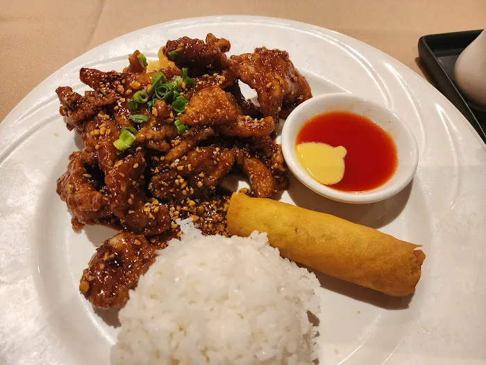 Chins Gourmet 8