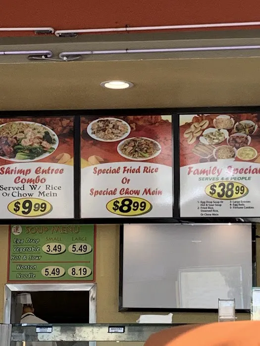 Lucky Chinese Food 4