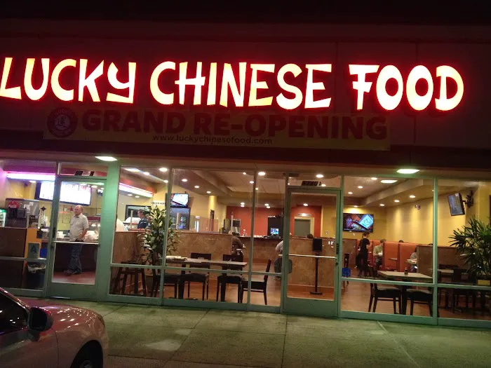 Lucky Chinese Food 1