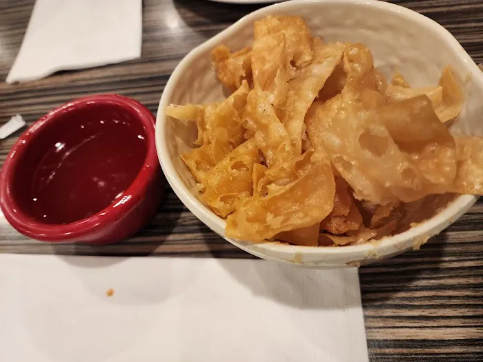 Lucky Chinese Food 10