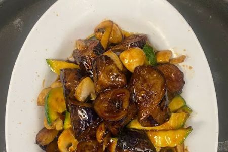 Wok in cafe