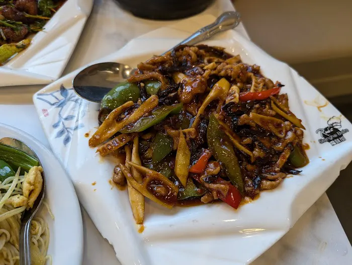 Rui's Shanghai Bistro 5