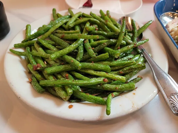 Rui's Shanghai Bistro 3