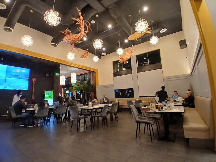 Rui's Shanghai Bistro 7