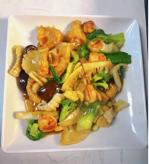 JW China Wok Chinese Cuisine 3