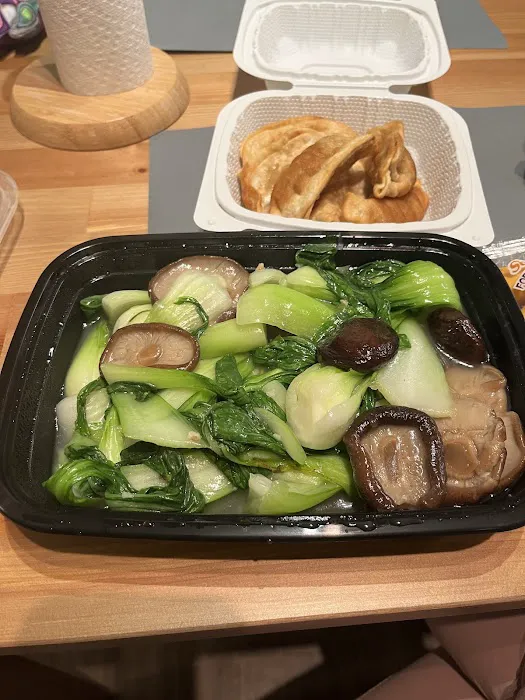 JW China Wok Chinese Cuisine 10