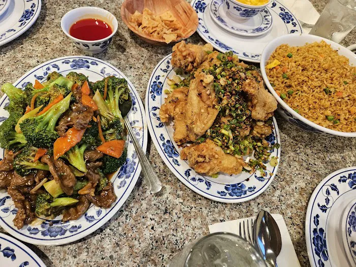 New Mandarin Canton Chinese Restaurant 5