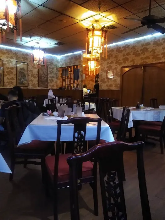 Hunan Restaurant 10