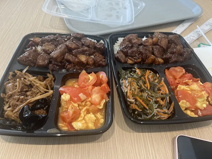 LeShan Beef 乐山古镇跷脚牛肉 9