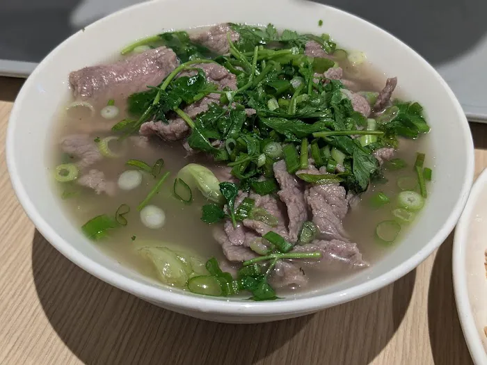 LeShan Beef 乐山古镇跷脚牛肉 5