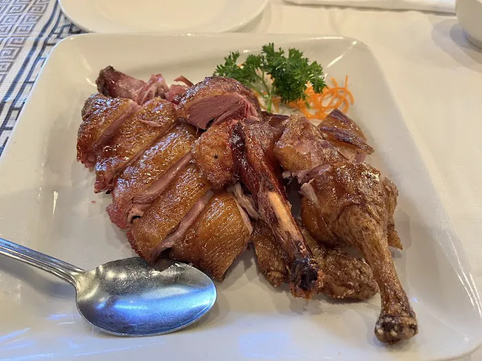 May Flower Restaurant 4
