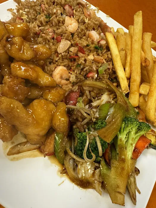 Zulianos Restaurant 1