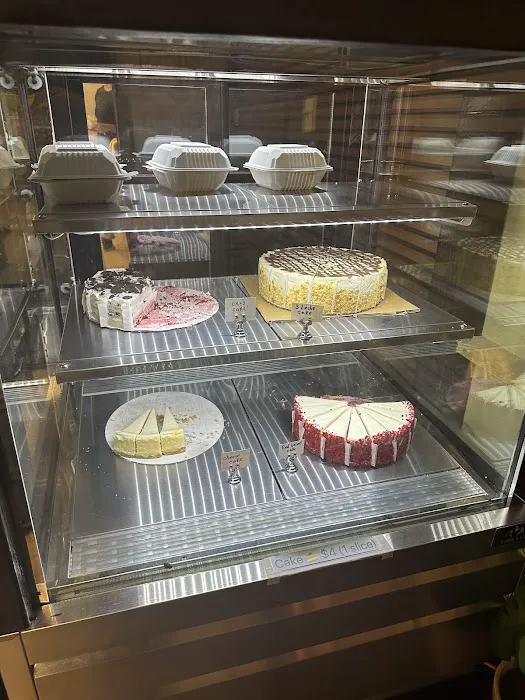 Zulianos Restaurant 9