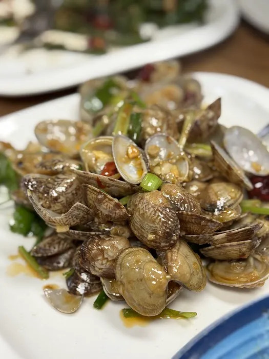 Yummy Kitchen 闻香居 5