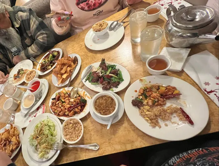 Mandarin Gourmet Restaurant 滿吉樓 9