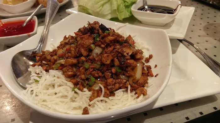 Pearl River Restaurant 9