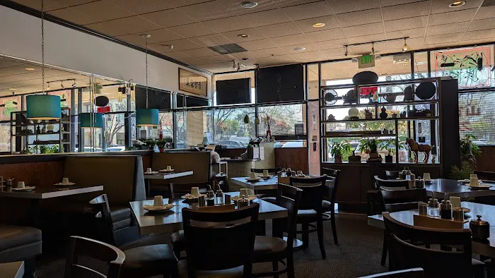 Ma's Restaurant 5