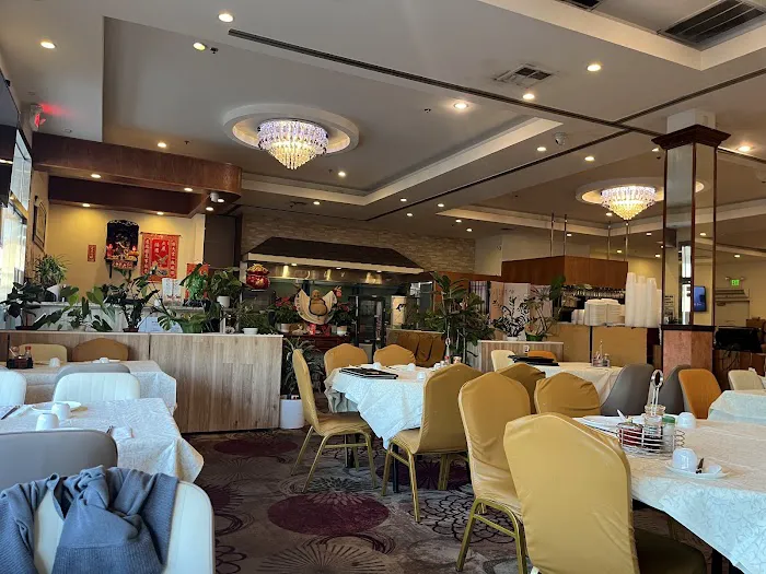 Cheung Hing Restaurant 9